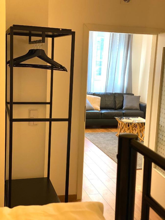 Lahn Kuesst Rhein - Ferienwohnung لانشتاين المظهر الخارجي الصورة